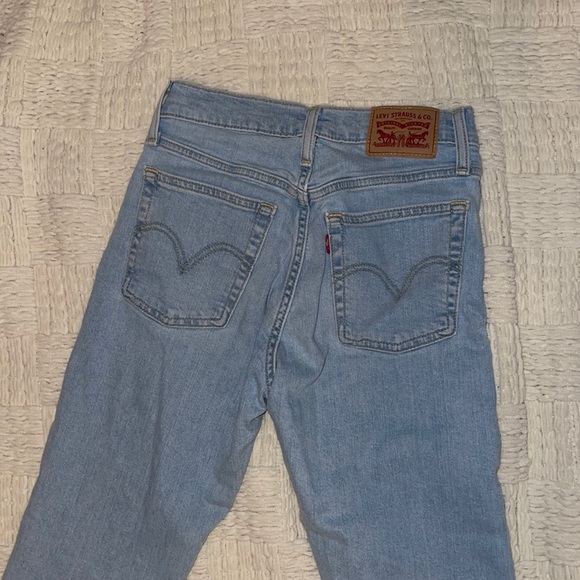 Wedgie Skinny Levi Jean Size 25 - Picture 1 of 3